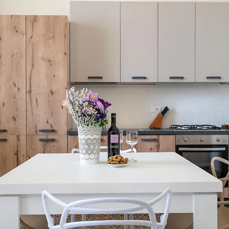 Апартаменты Lexa Experience - Roomy & *