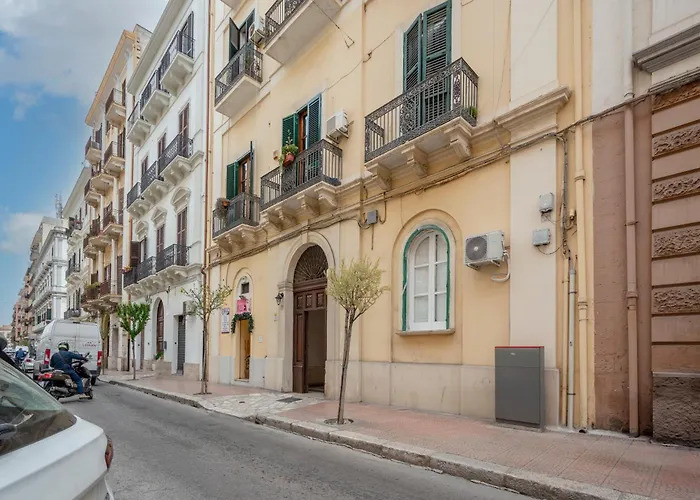 Guesthost - Lexa Home Experience